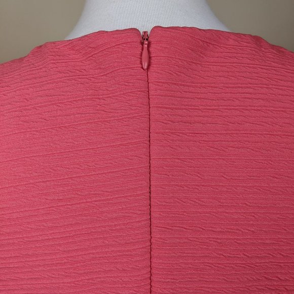 Sandra Darren Coral and Black Short Sleeve Midi Dress Size 10 - Picture 6 of 16